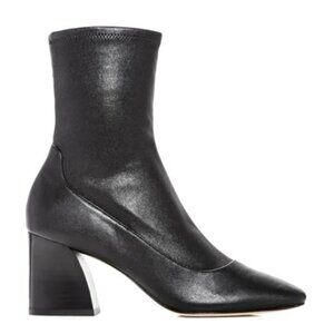 Donald Pliner Gerrie Stretch Leather Heeled Sock Boots 9 Square Toe Minimalist